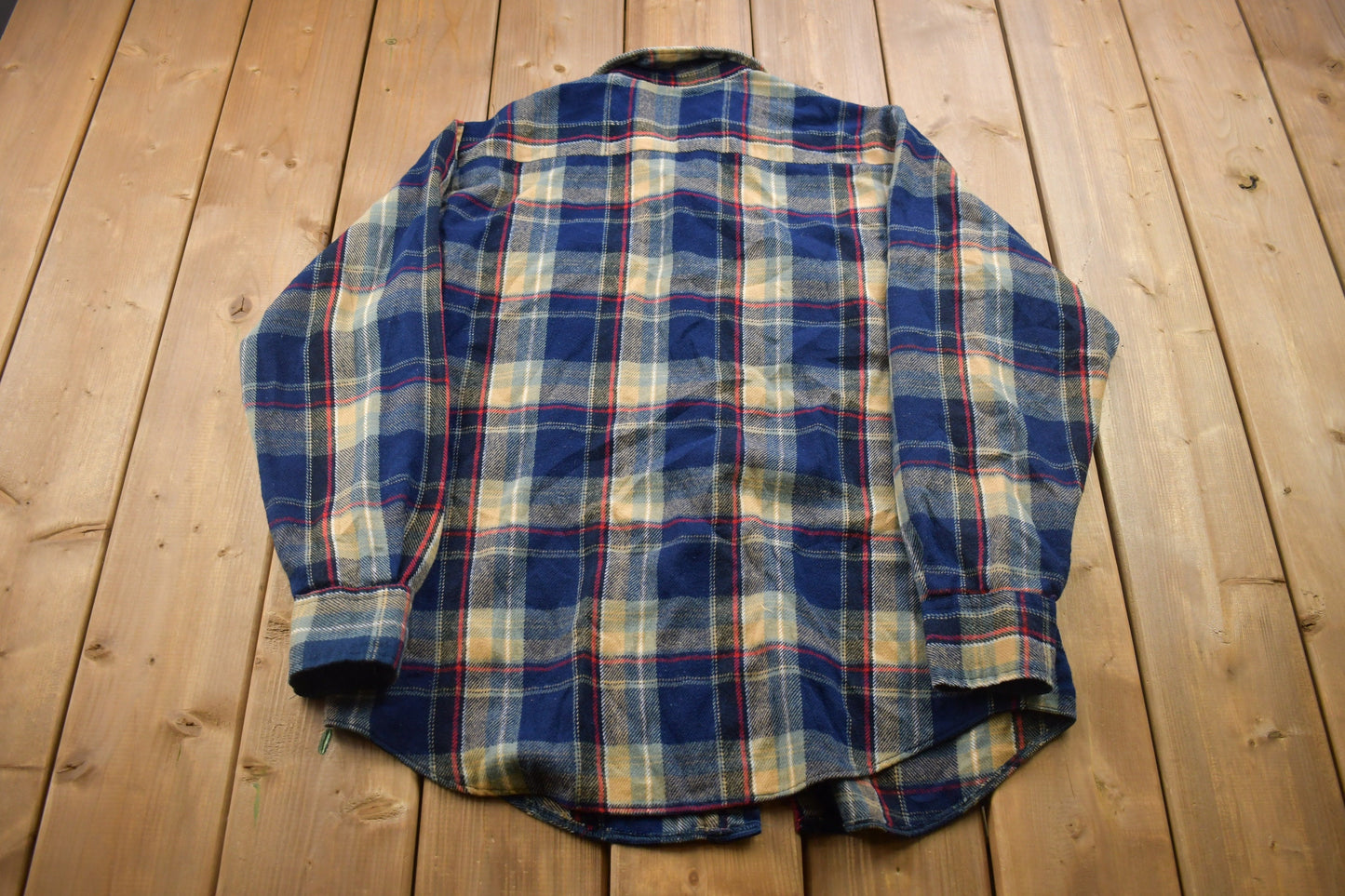 Vintage 1990s Sportswear Plaid Button Up Shirt / 1990s Button Up / Vintage Flannel / Casual Wear / Workwear / Pattern Button Up