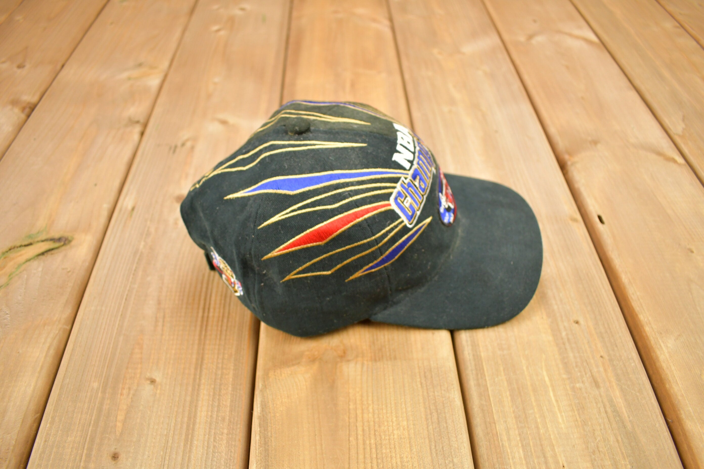 Vintage 1998 Chicago Bulls NBA Champions Starter Stripes Strap Back Hat