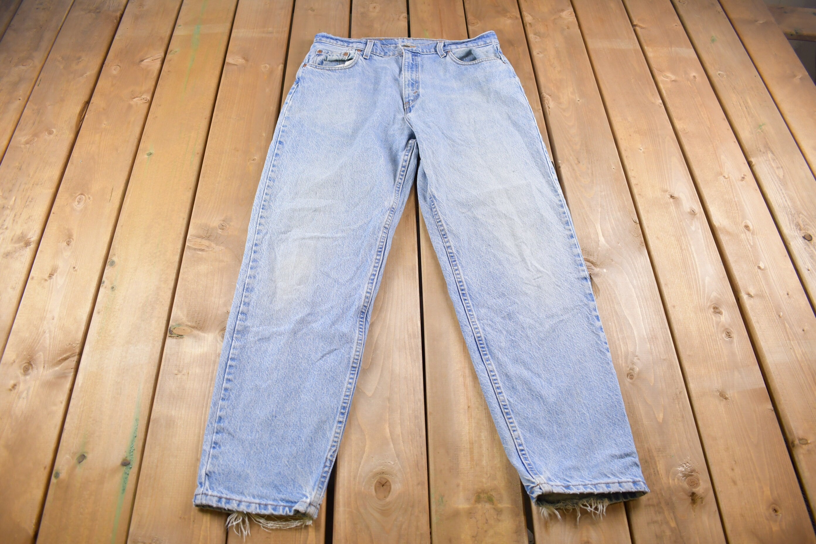 Vintage 1990s Levi's Red Tab Jeans Size 34 x 31
