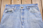 Vintage 1990s Levi's Red Tab Jeans Size 34 x 31