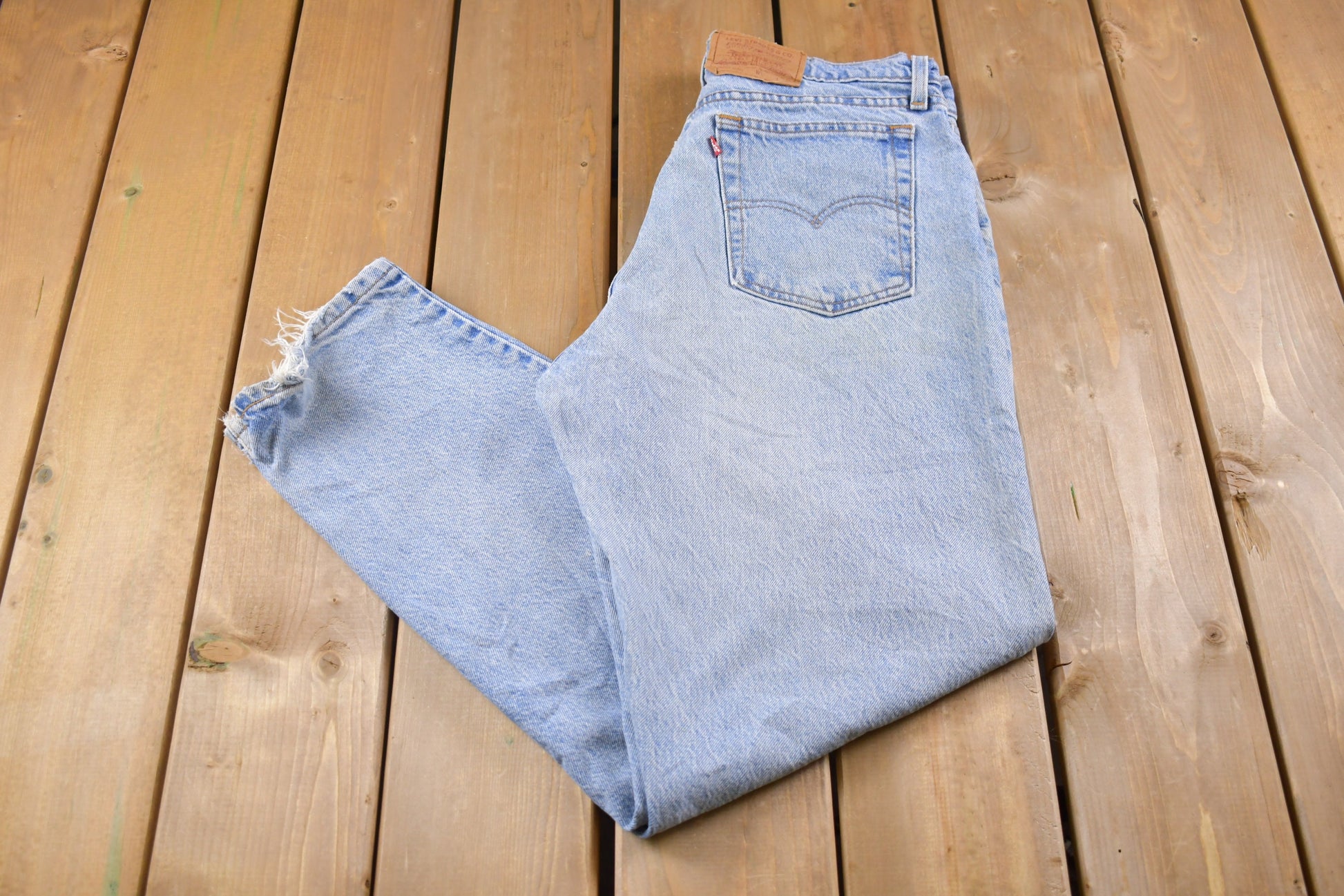 Vintage 1990s Levi's Red Tab Jeans Size 34 x 31