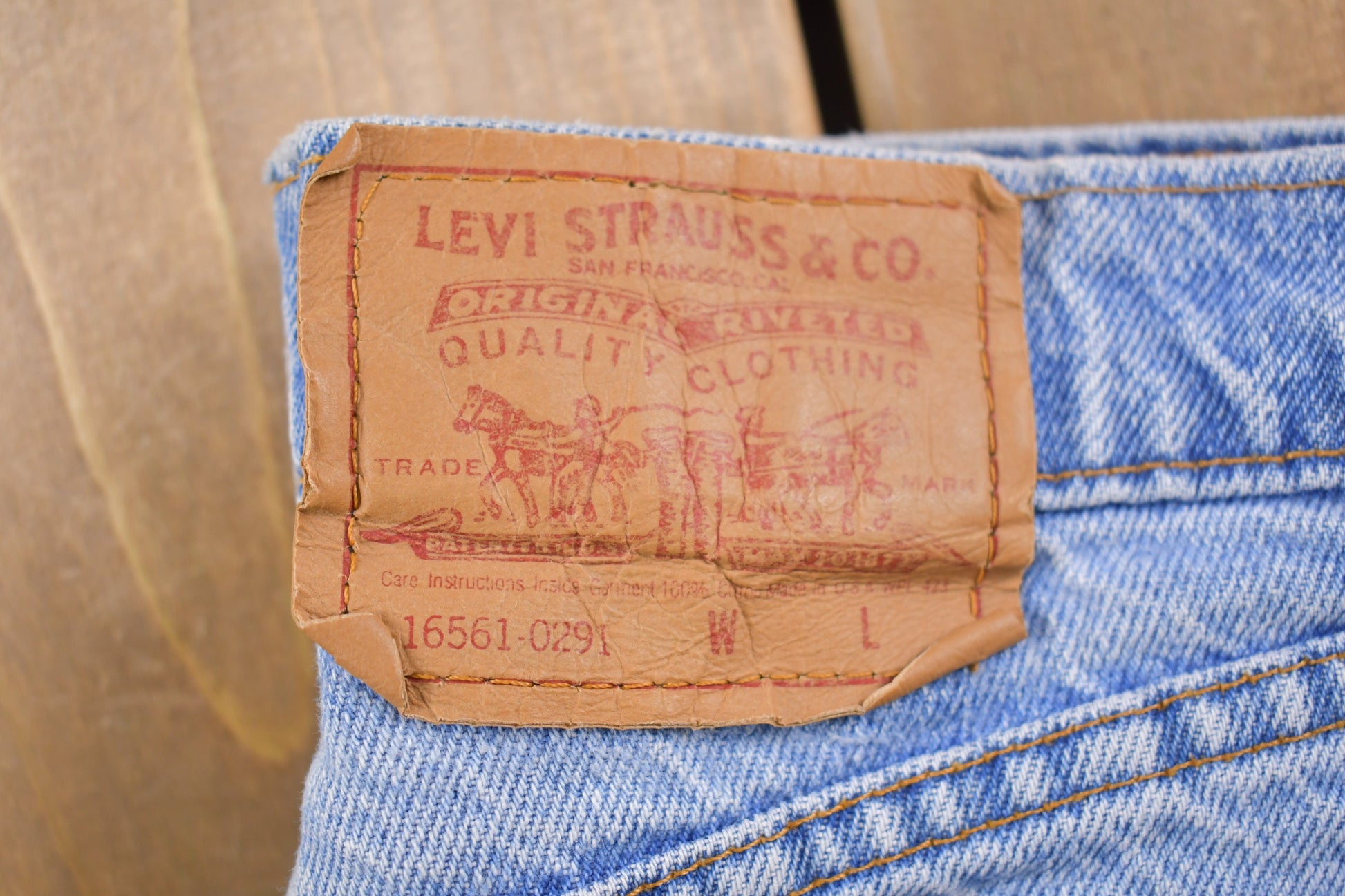 Vintage 1990s Levi's Red Tab Jeans Size 34 x 31