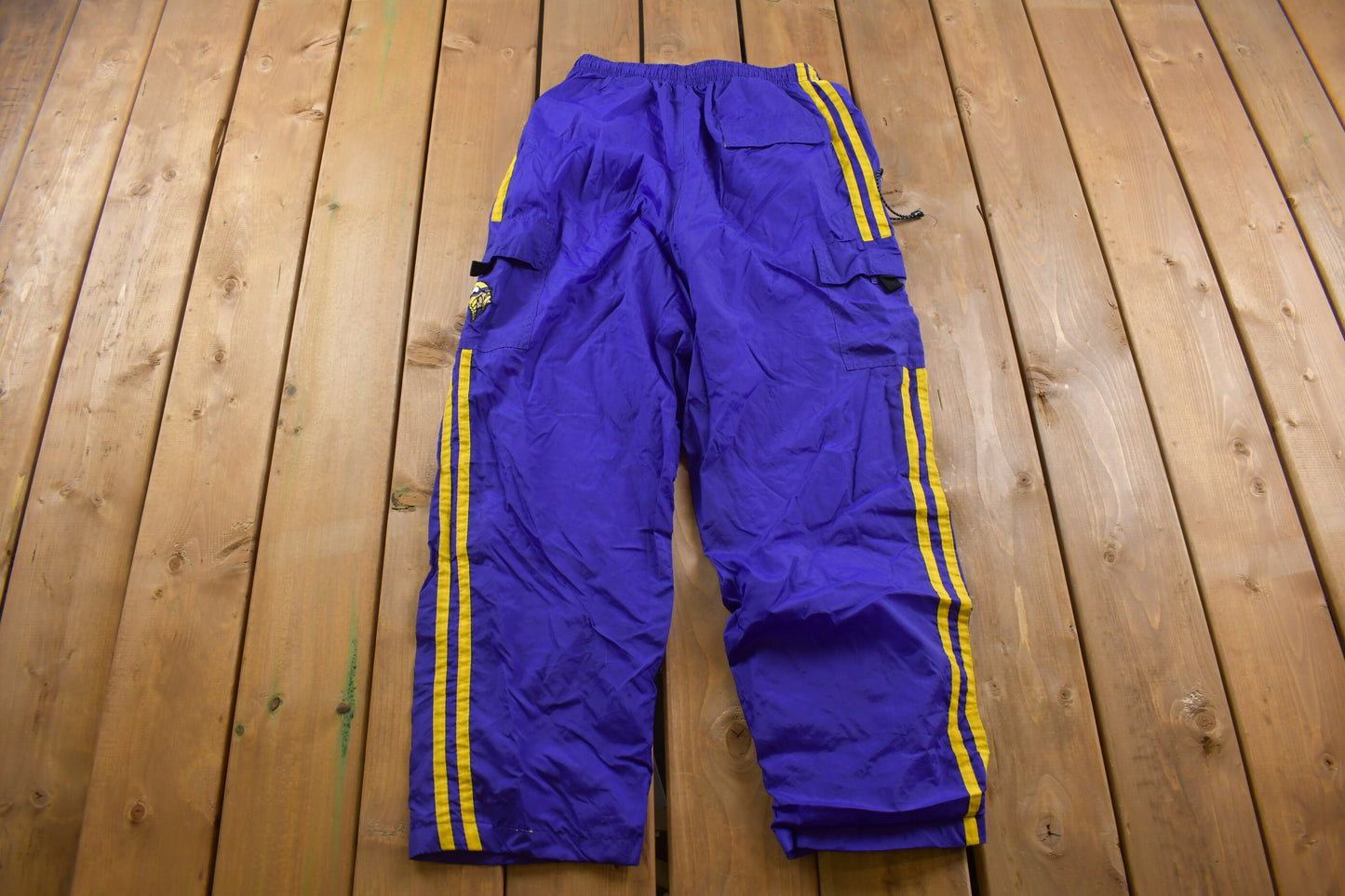 Vintage 1990's Minnesota Vikings Nylon Cargo Pants 28-30 x 27 / Made in USA / NFL / American Vintage / Streetwear Fashion / Vintage Pants