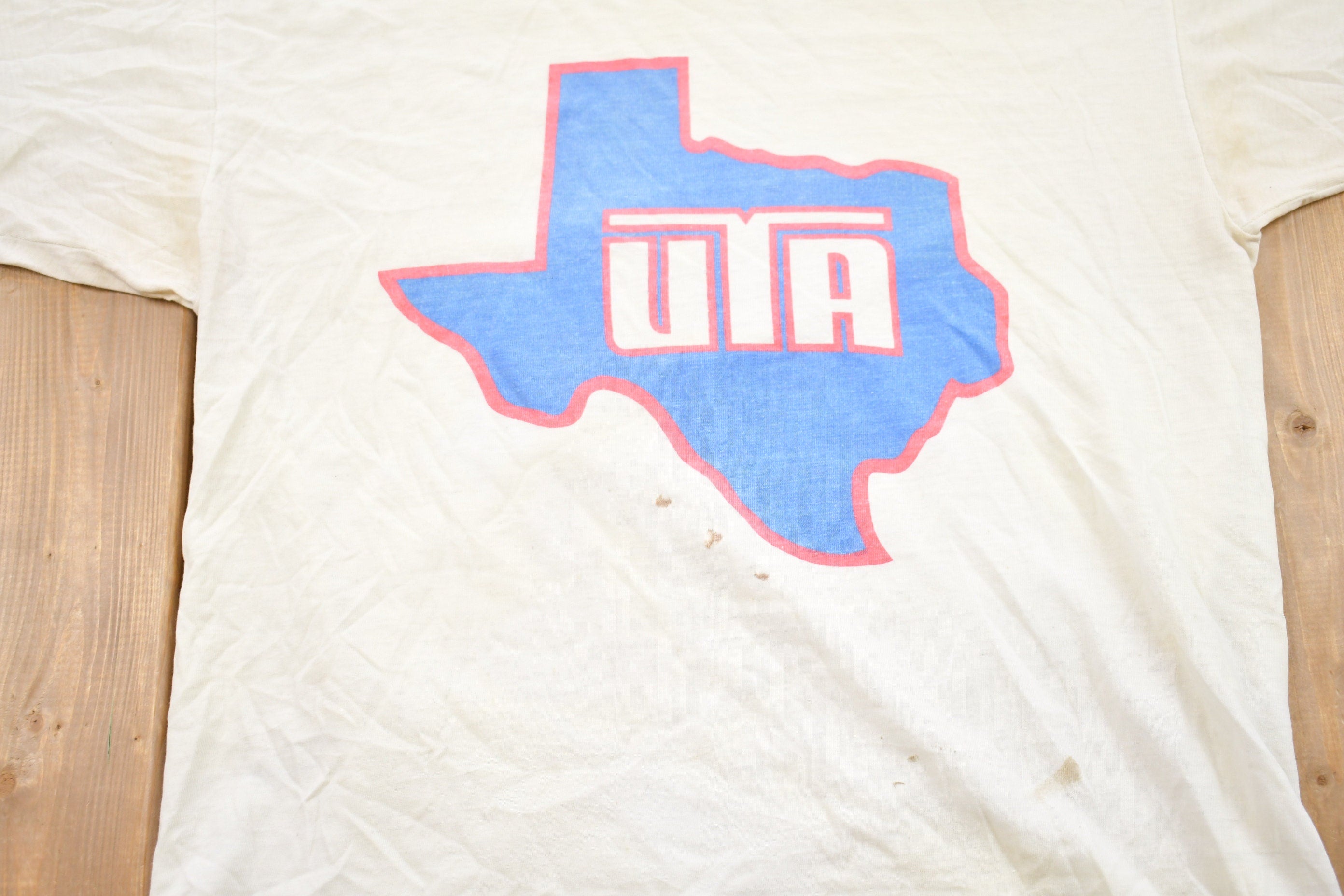 Vintage 1980s Champion UTA Graphic T-Shirt