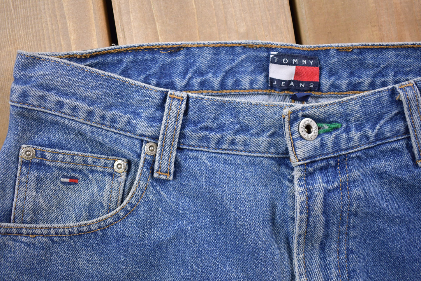 Vintage 1990's Tommy Hilfiger Jeans 32 x 32 / American Vintage / Streetwear Fashion / Vintage Pants