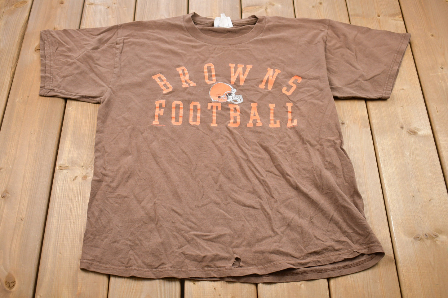 Vintage 1990s Cleveland Browns Football NFL Graphic T-Shirt