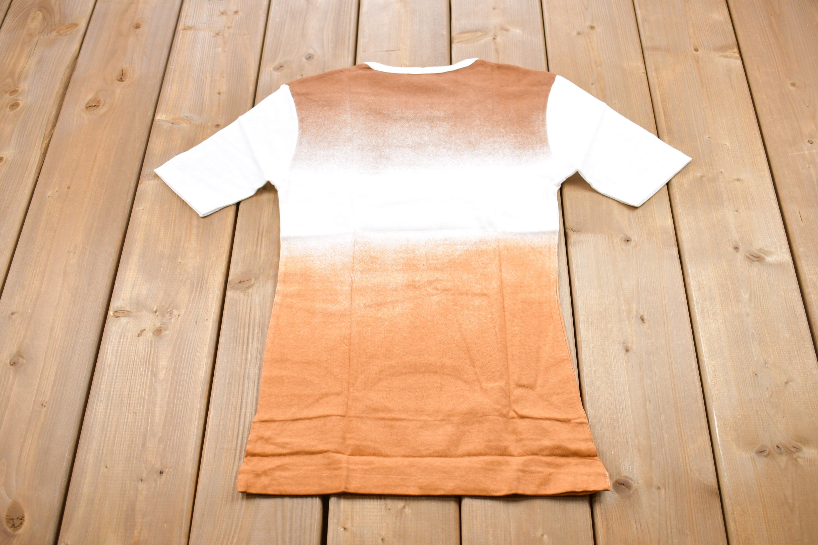 Vintage 1970s Contrast Faded Graphic T-Shirt