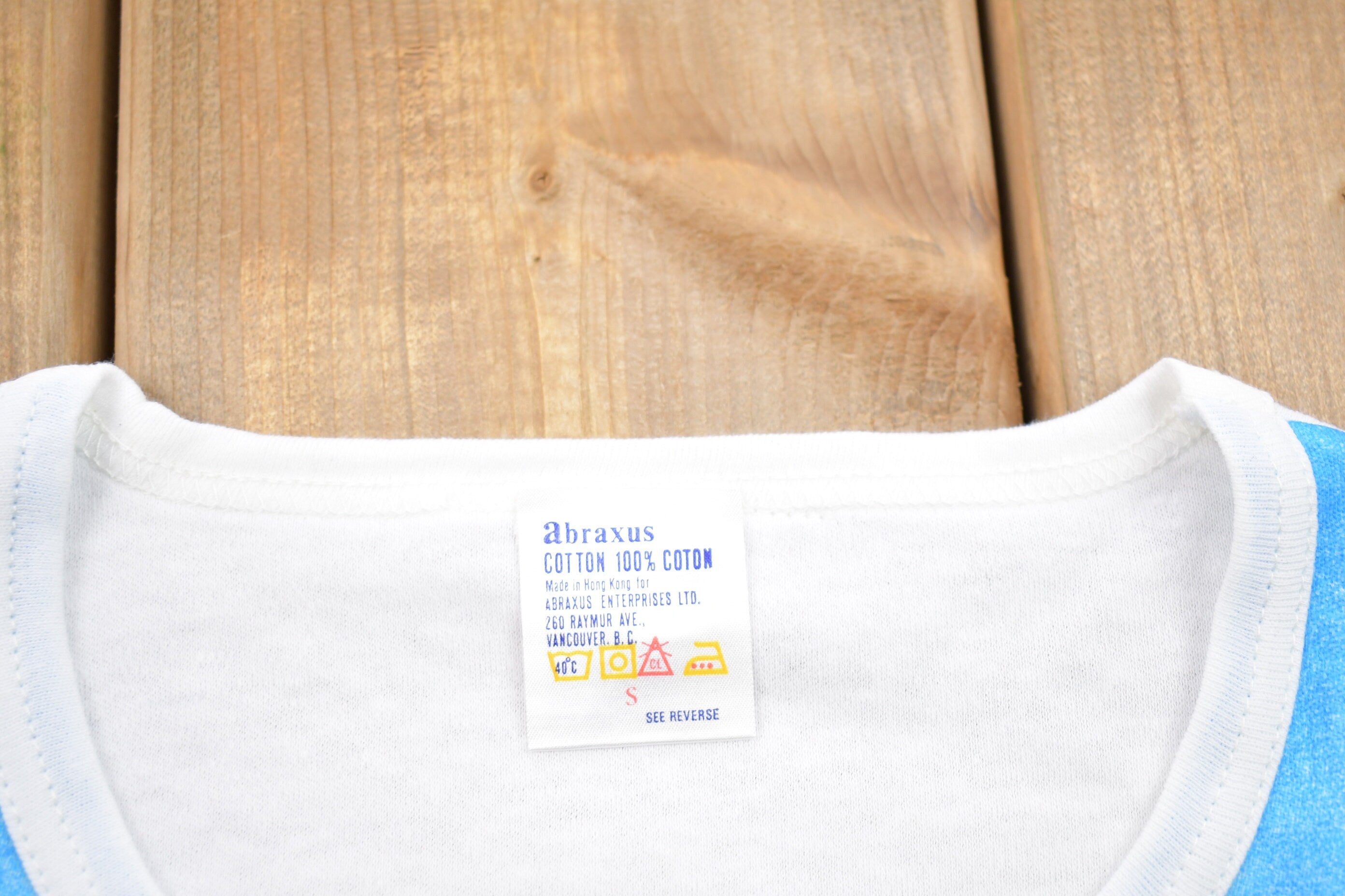 Vintage 1970s Contrast Faded Graphic T-Shirt