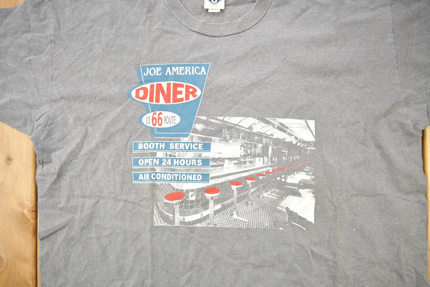 Vintage 1990s US Route 66 Joe America Diner Graphic T-Shirt