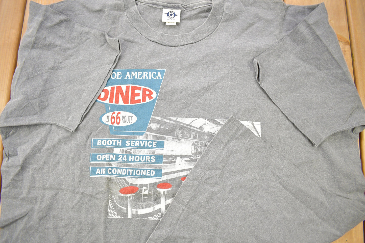 Vintage 1990s US Route 66 Joe America Diner Graphic T-Shirt