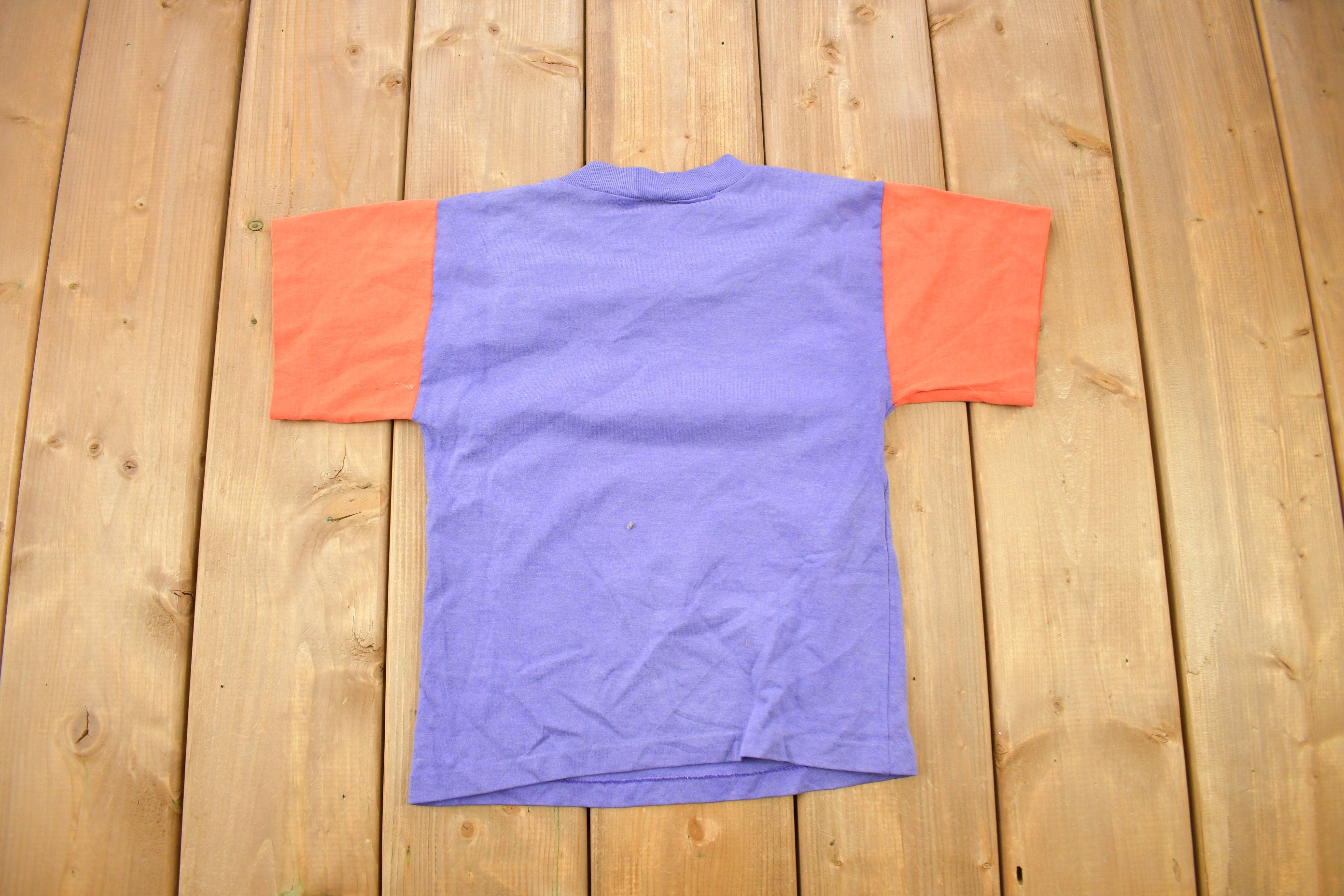 Vintage 1980s Hoops Color Block Basketball Graphic T-Shirt