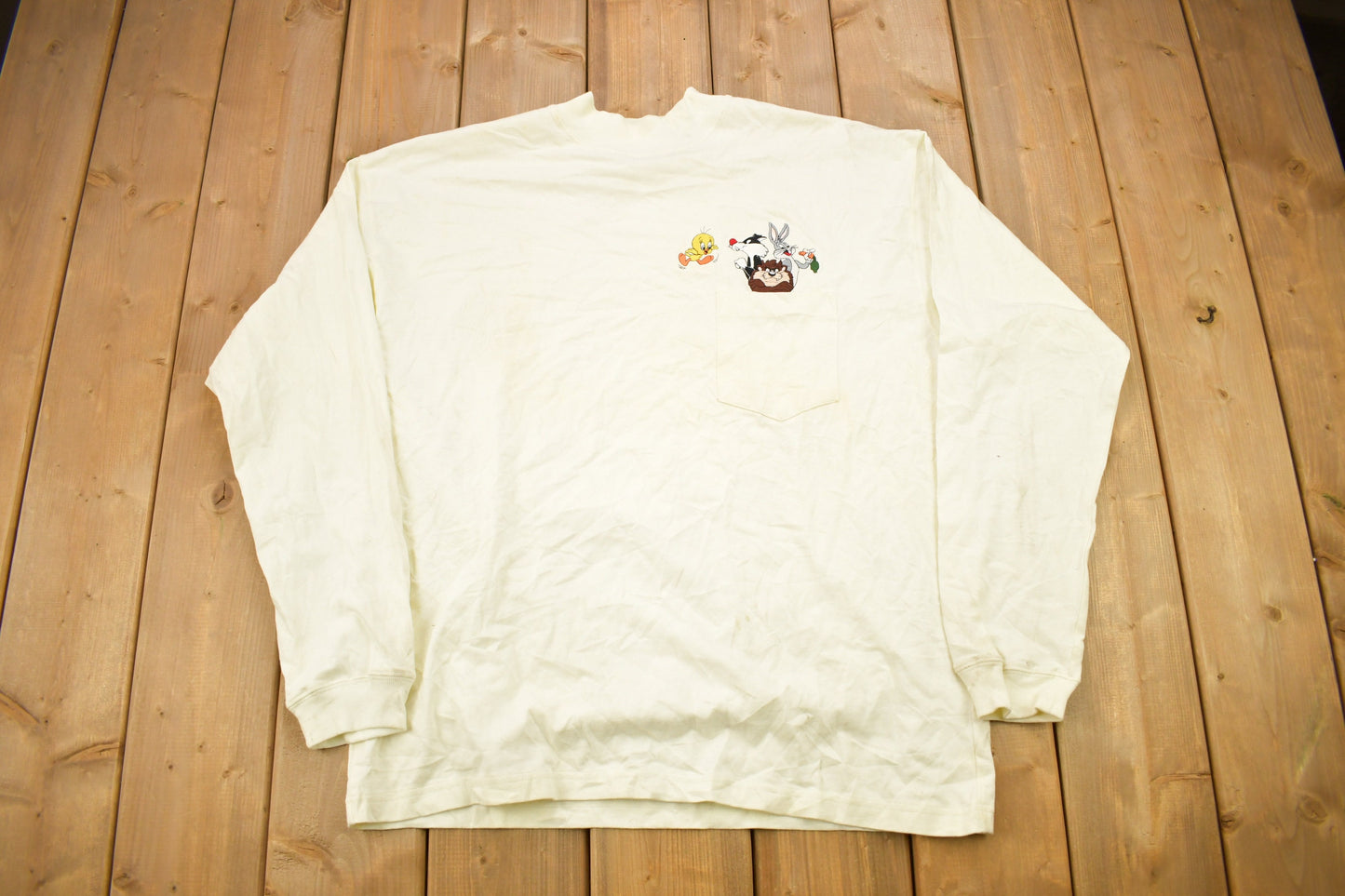 Vintage 1990s Looney Tunes Embroidered Mock Neck Pocket Shirt / Vintage Sweatshirt / Warner Bros / Cartoon Sweater / Cartoon