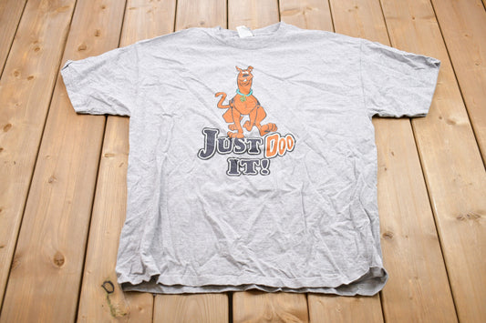 Vintage 1990s Scooby-Doo Just Do It Graphic T-Shirt / Graphic / 80s / 90s / Streetwear / Retro Style / Cartoon Network / Cartoon TV Show