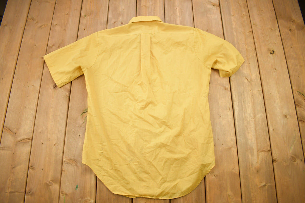 Vintage 1960s Arrow Cum Laude Decton Broad Cloth Blank Button Up Shirt