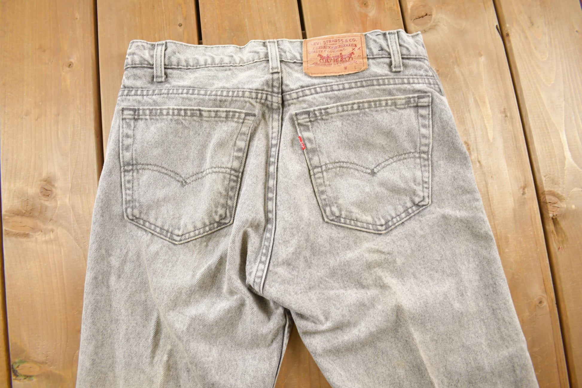 Vintage 1990s Levi's Red Tab Light Grey Denim Jeans Size 31 x 30