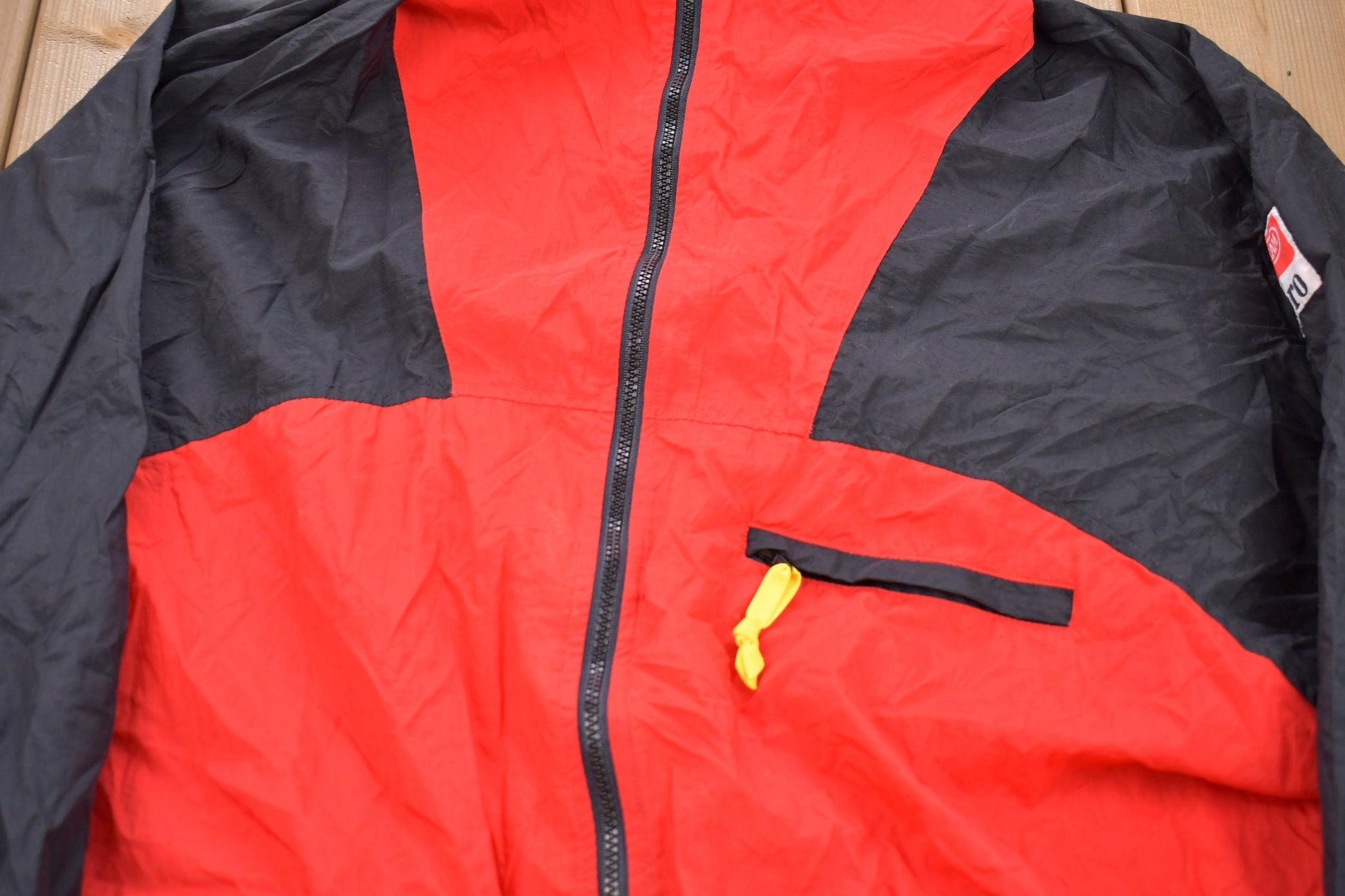 Vintage 1980s Marlboro Adventure Team Full Zip Windbreaker Jacket