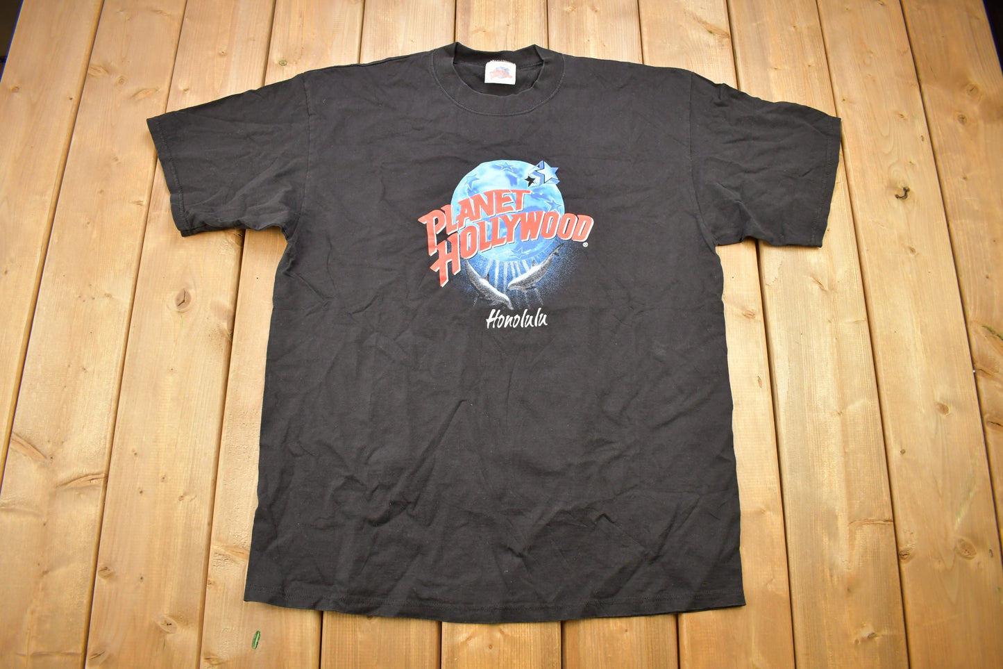 Vintage 1991 Planet Hollywood Honolulu Souvenir T Shirt / Streetwear / Made In USA / Vacation Tee / Travel T Shirt / Hawaii T Shirt