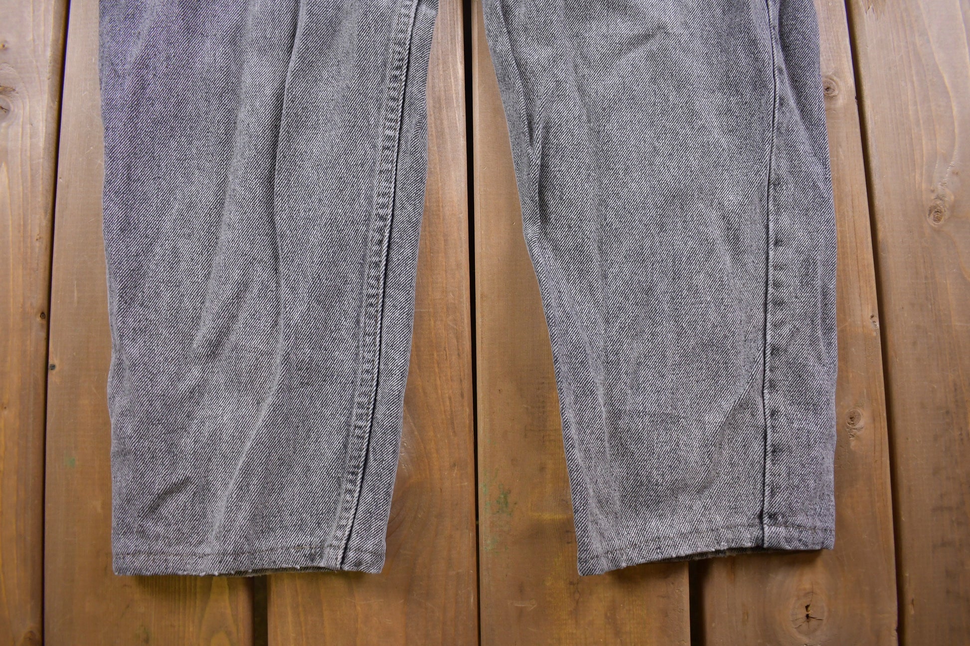 Vintage 1990s Levi's Red Grey Tab Jeans Size 34 x 26