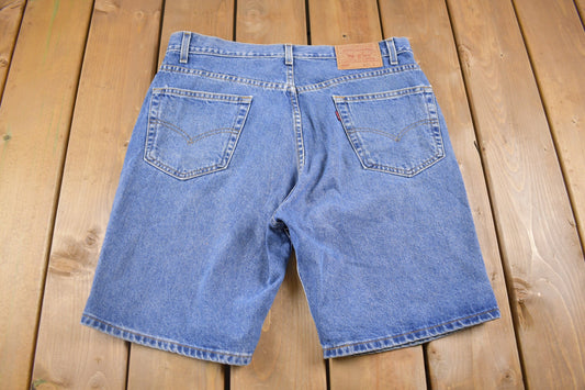 Vintage 1990s Levi's 505 Red Tab Jean Shorts 36 x 8 / 90s Shorts / Streetwear Fashion / Bottoms / Light Wash / Vintage Jeans/ Jorts