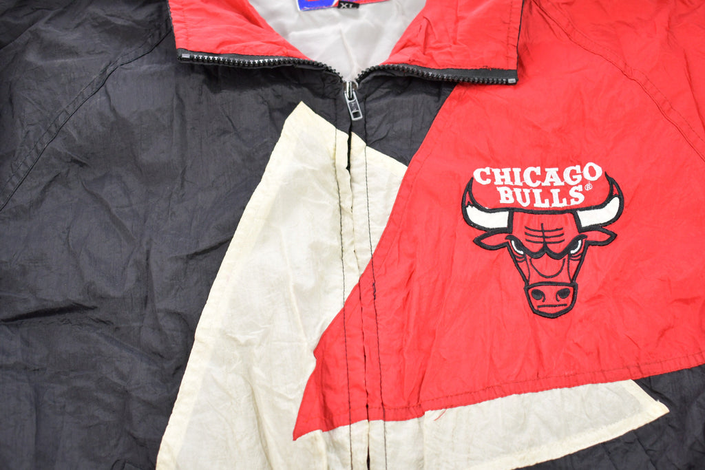 Vintage 1990s Chicago Bulls NBA Pro Player Abstract Windbreaker Jacket