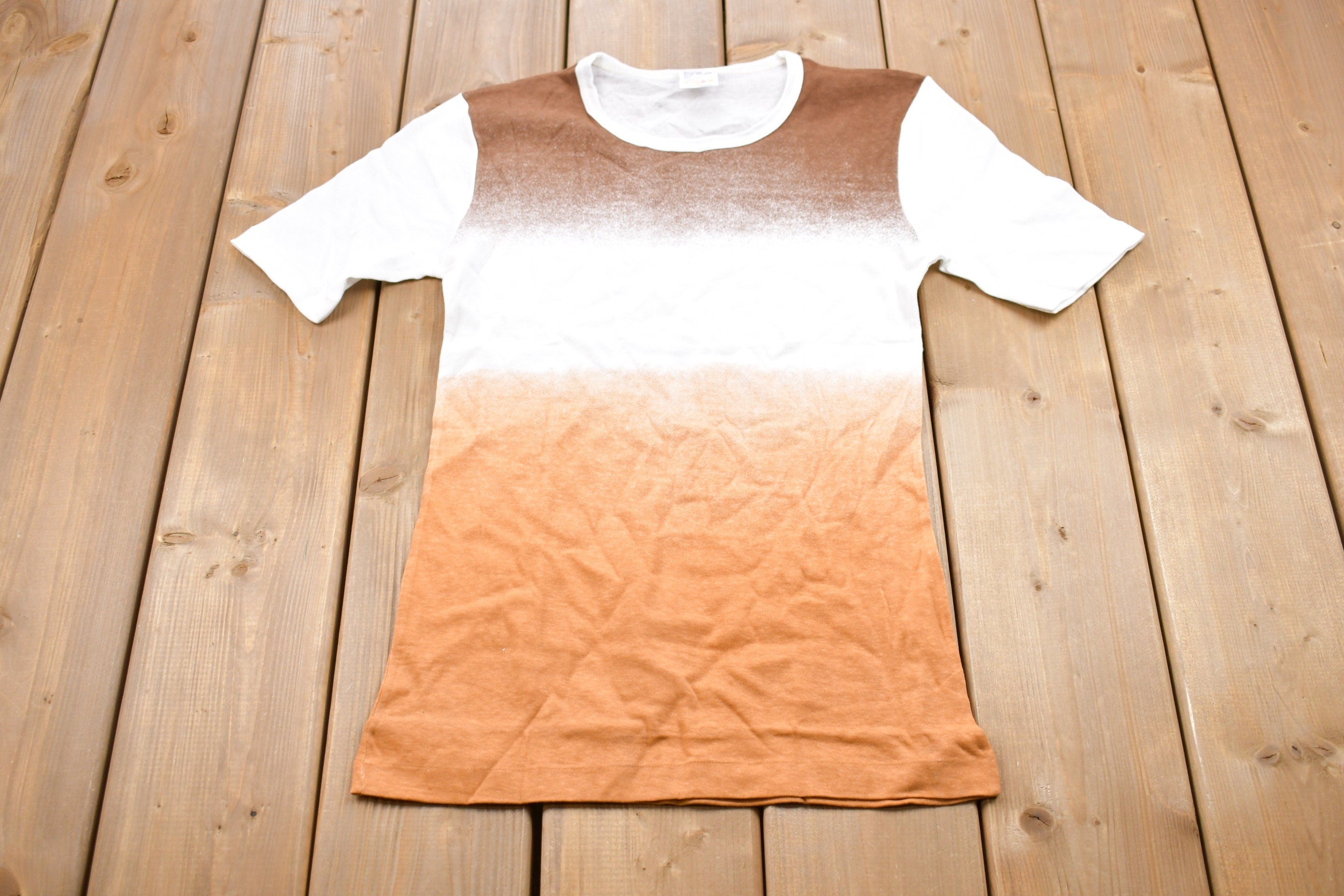 Vintage 1970s Contrast Faded Graphic T-Shirt