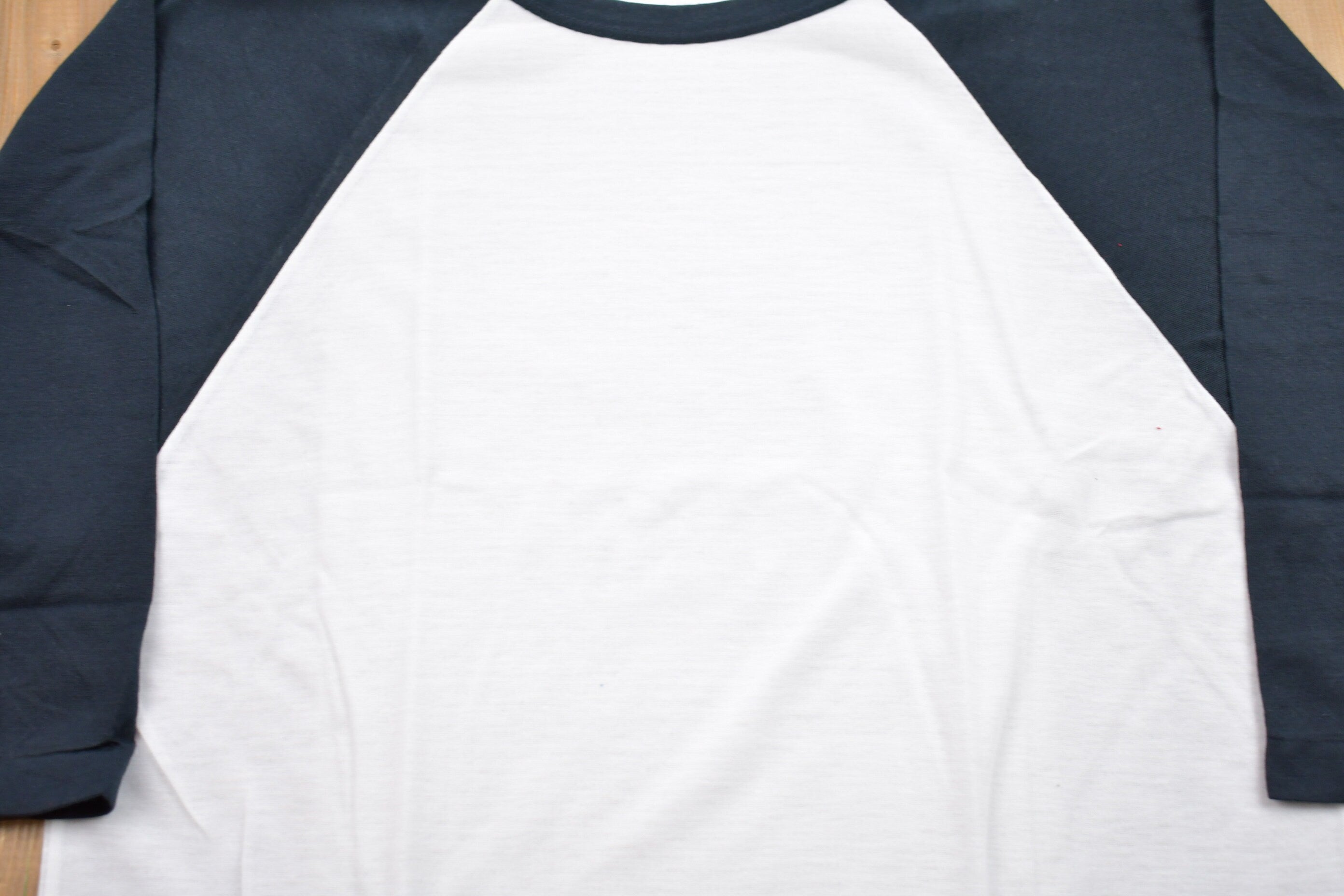 Vintage 1970s Raglan Color Block 3 Quarter Sleeve T-Shirt