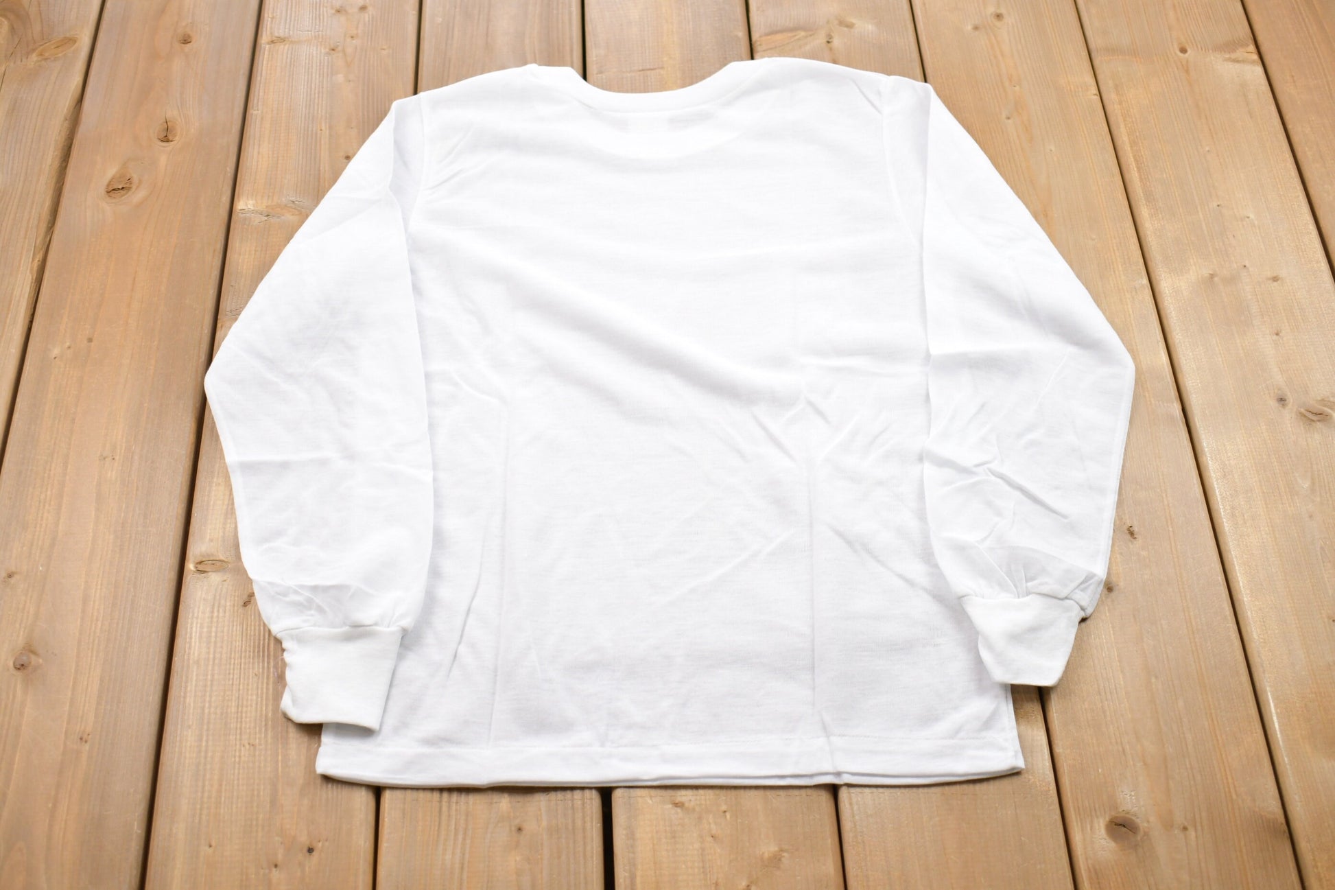 Vintage 1970s Fairline White Long Sleeve T-Shirt
