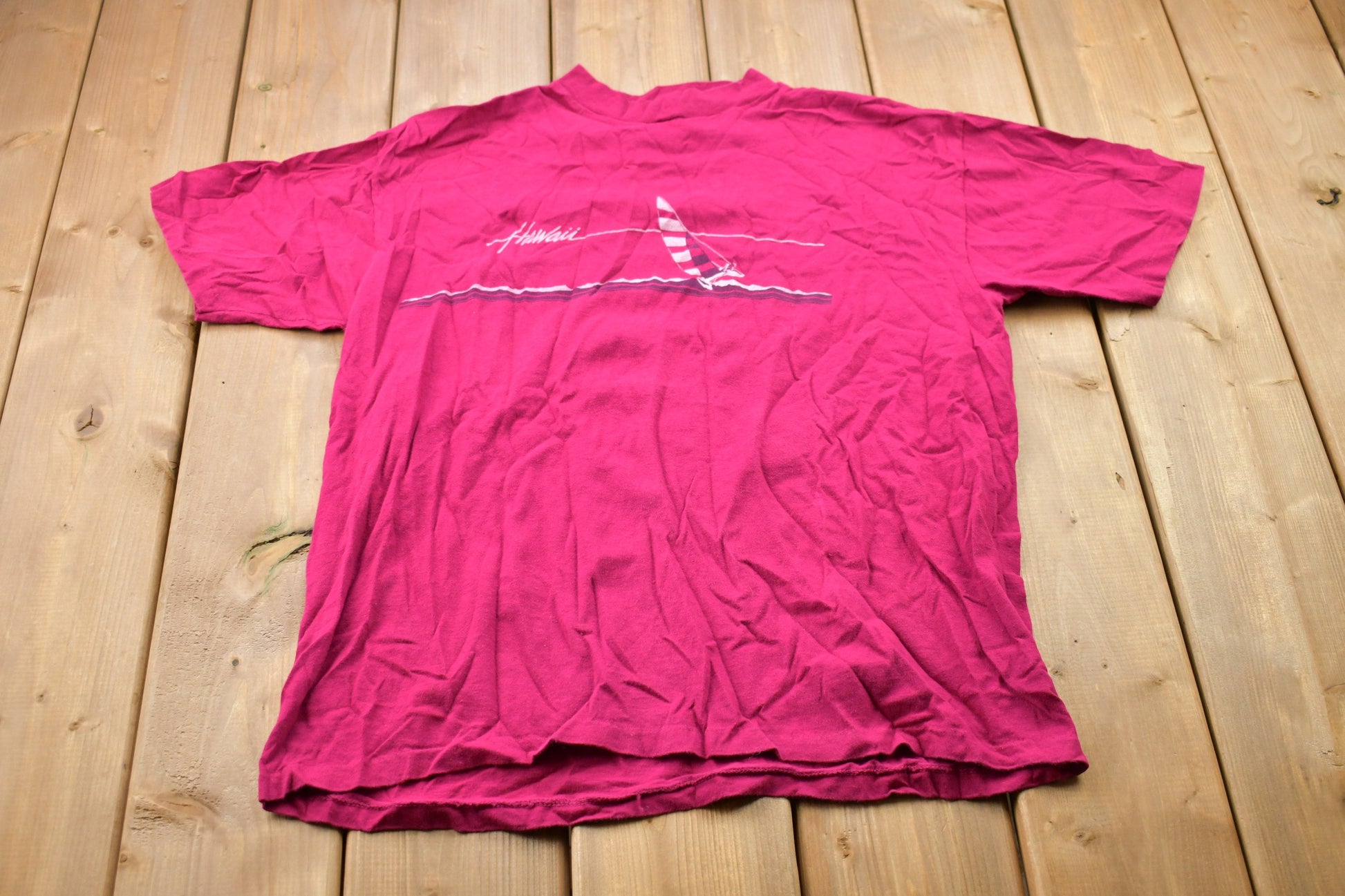 Vintage 1980s Hawaii Graphic T-Shirt