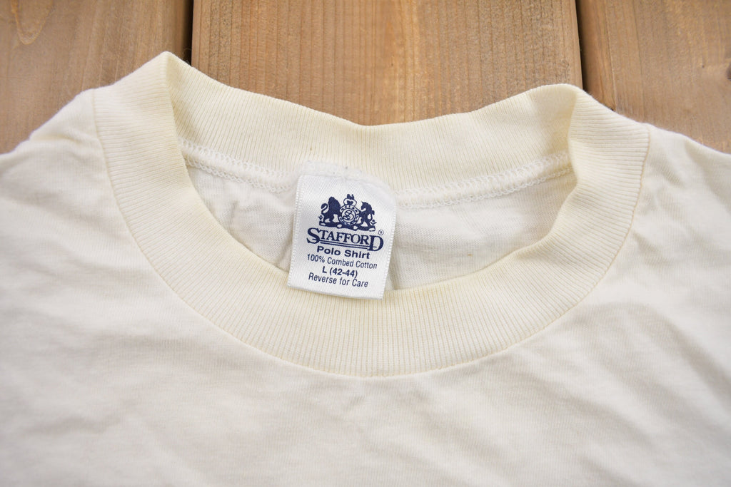 Vintage 1990s "The Legend Lives On" Graphic T Shirt