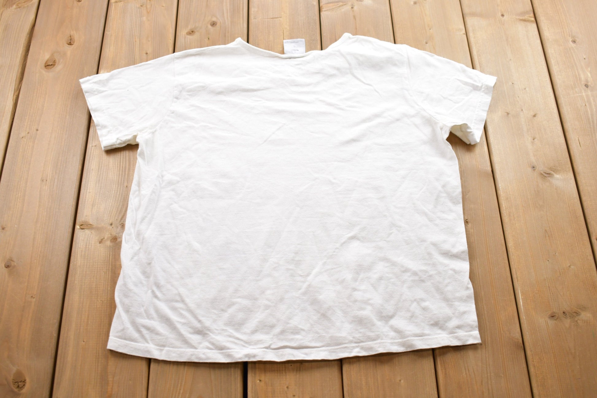 Vintage 1990s Nike Graphic T-Shirt