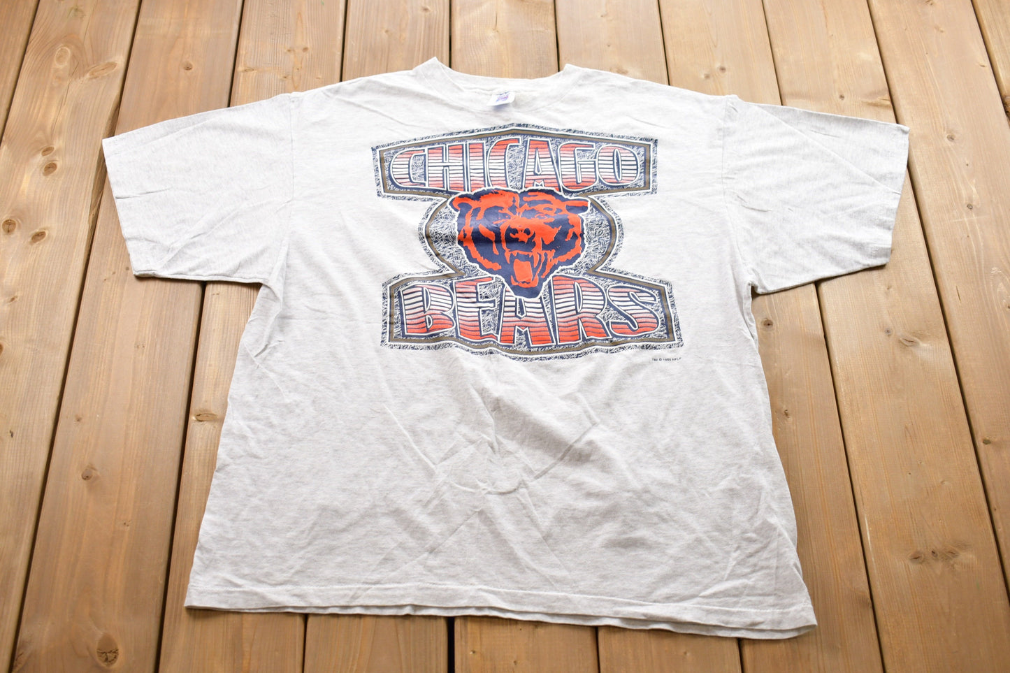 Vintage 1995 Chicago Bears NFL Graphic Logo7 T-Shirt / Single Stitch / 90s Streetwear / Athleisure / Sportswear