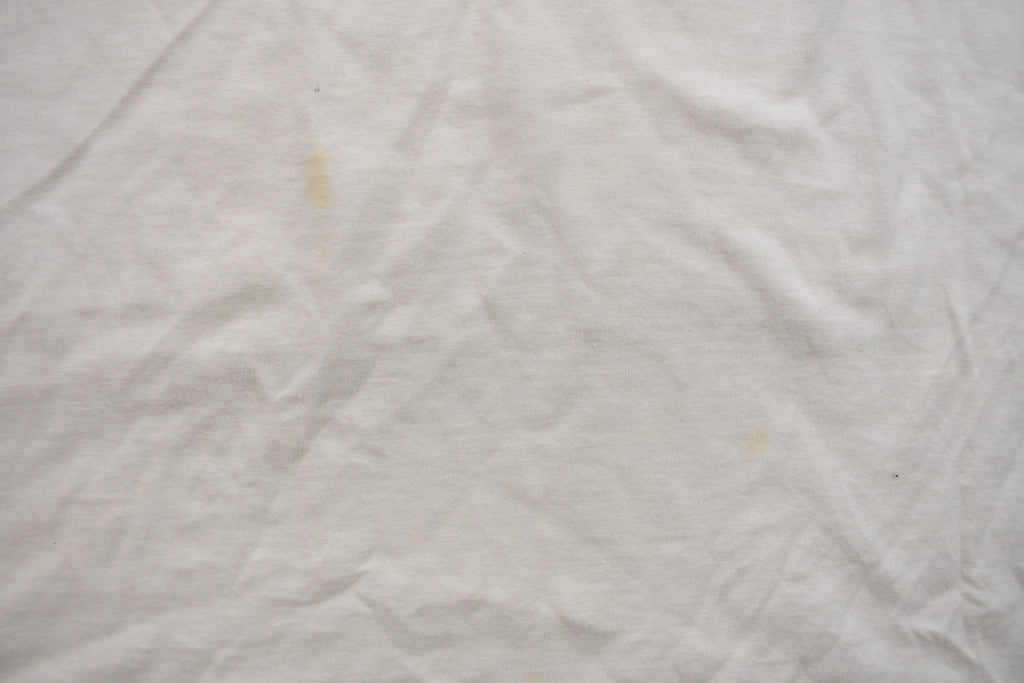 Vintage 1990s "The Legend Lives On" Graphic T Shirt