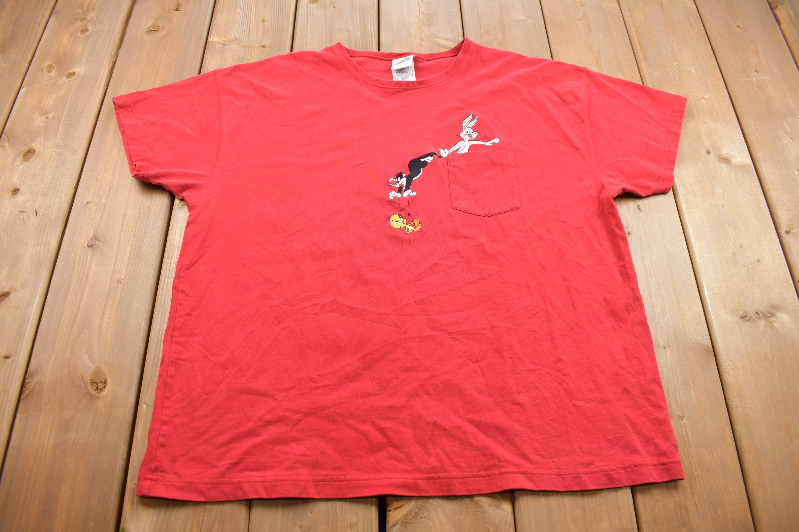 Vintage 1990s Looney Tunes Bugs Bunny Graphic Pocket T Shirt