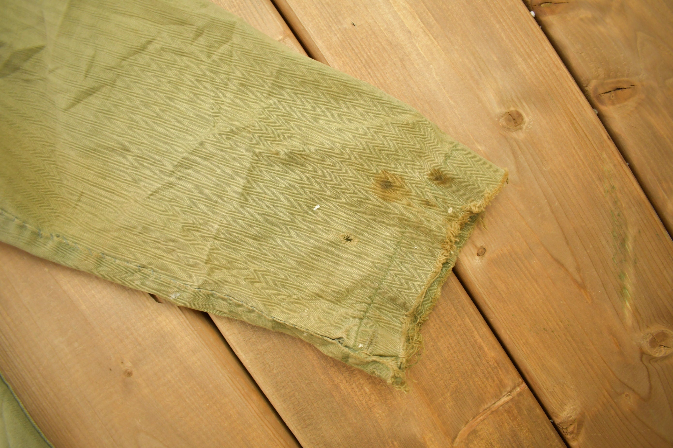 Vintage 1940s US Army Military Green Button Up Shirt