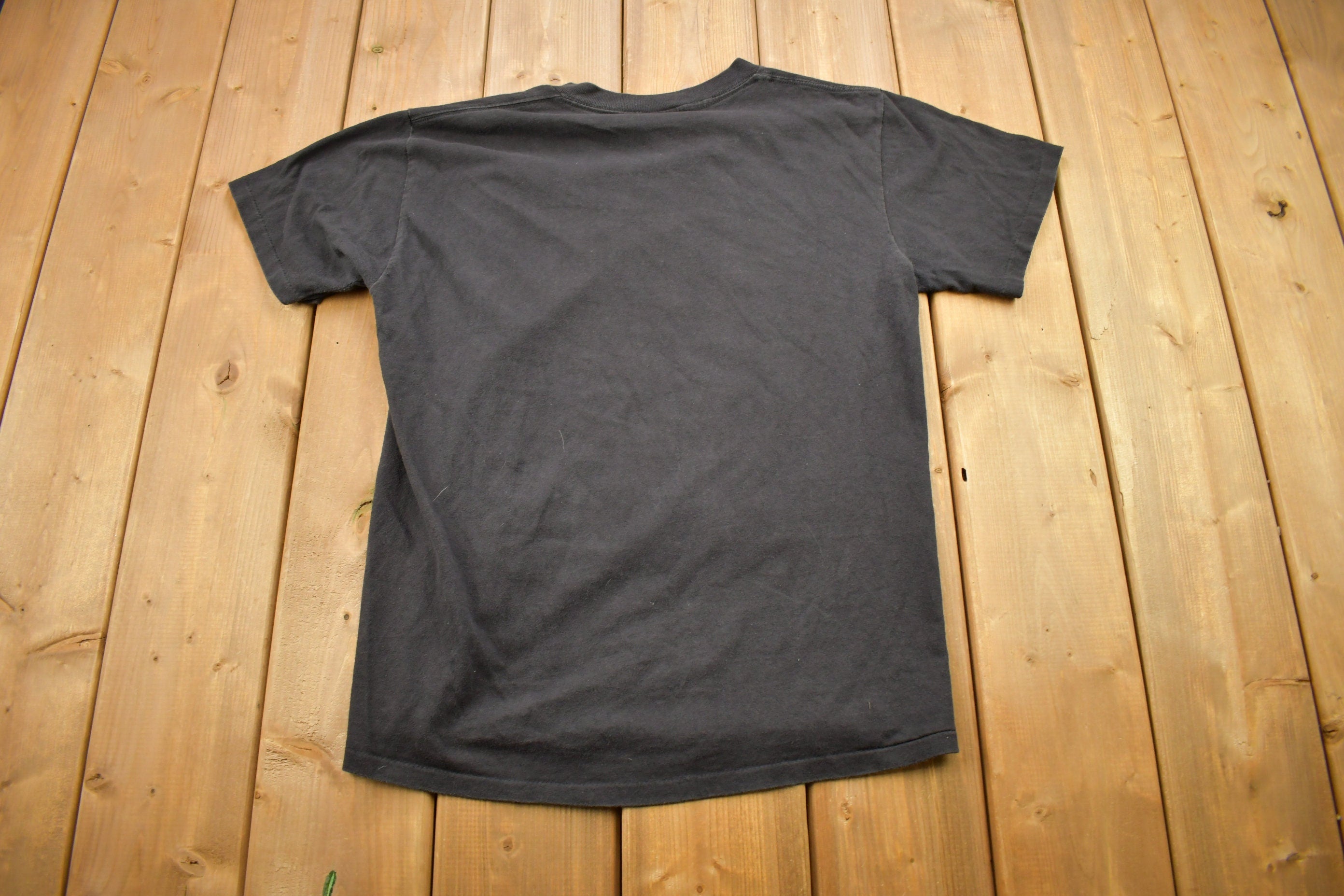 Vintage 1999 Kurt Cobain Nirvana Graphic Band T-shirt