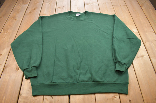 Vintage 1990s Jerzees Blank Green Crewneck Sweatshirt / 90s Crewneck / Made In USA / Essential / Streetwear / 90s