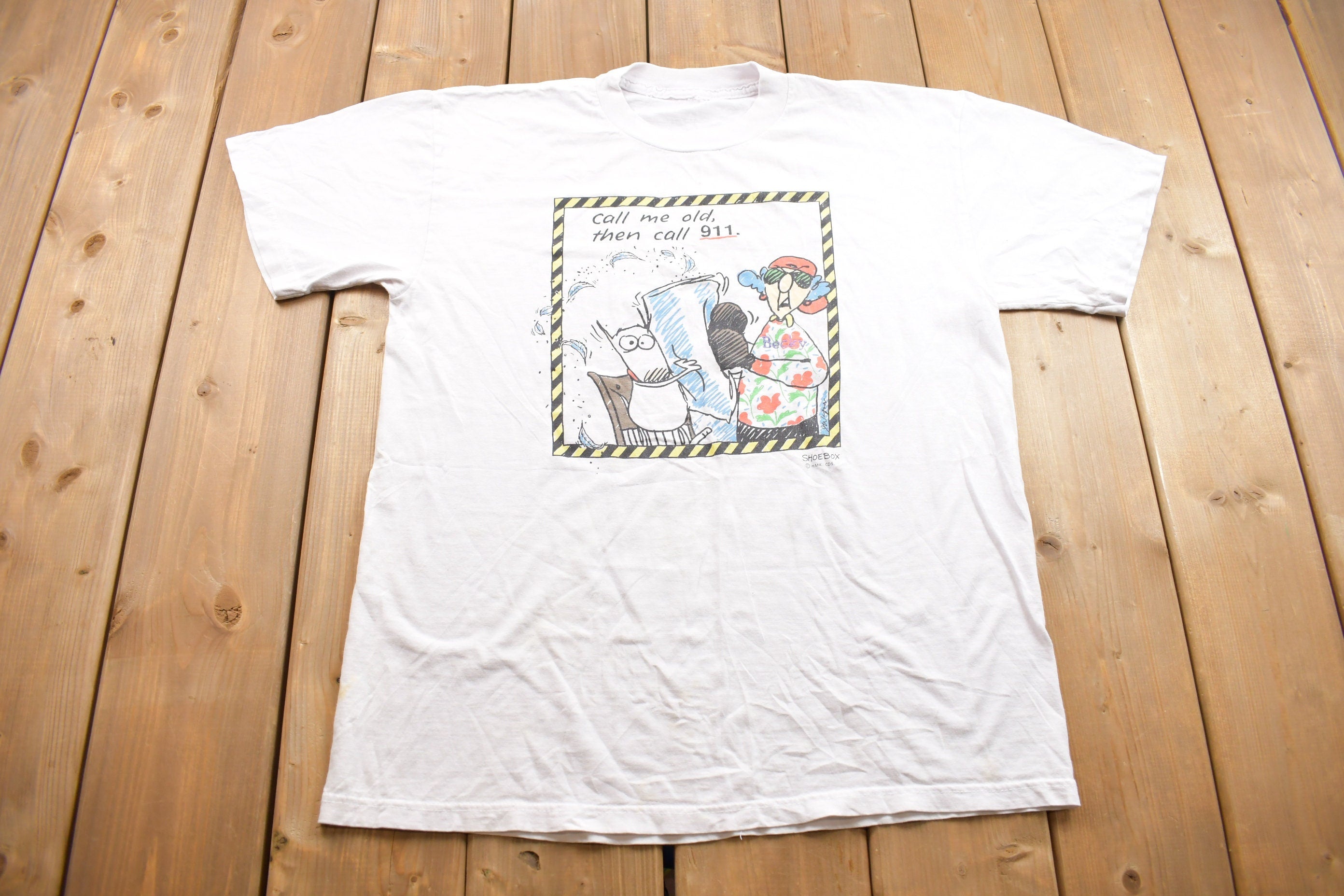 Vintage 1990s "Call me Old, Call 911" Funny Cartoon Graphic T Shirt