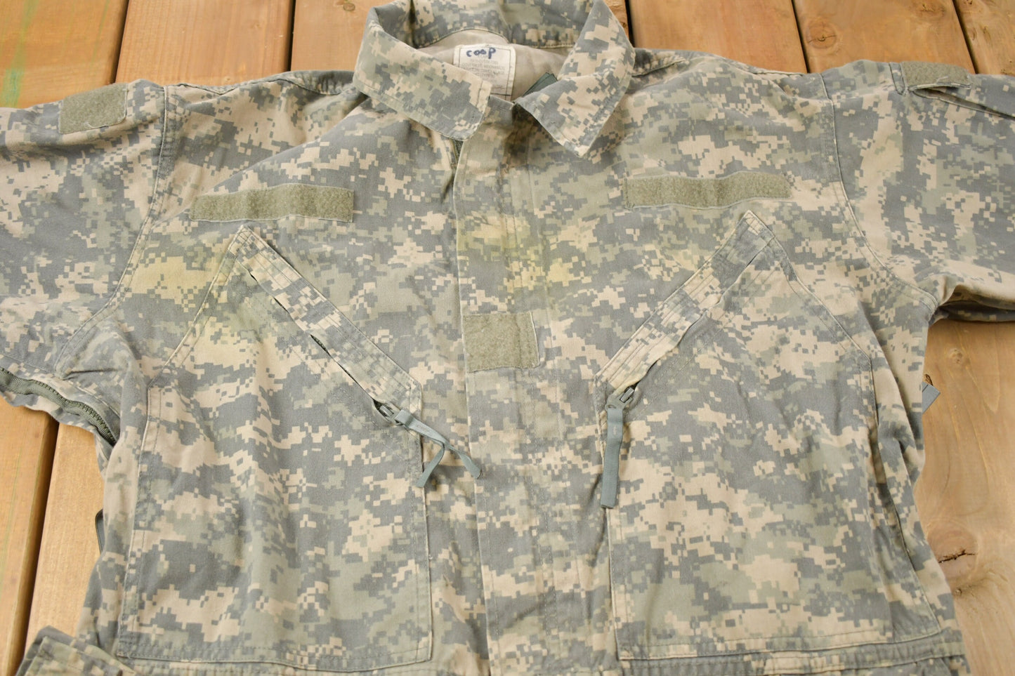 Vintage US Military Mechanic Coveralls Size XL / Vintage Coveralls / Militaria / Distressed Coveralls / Digital Camouflage