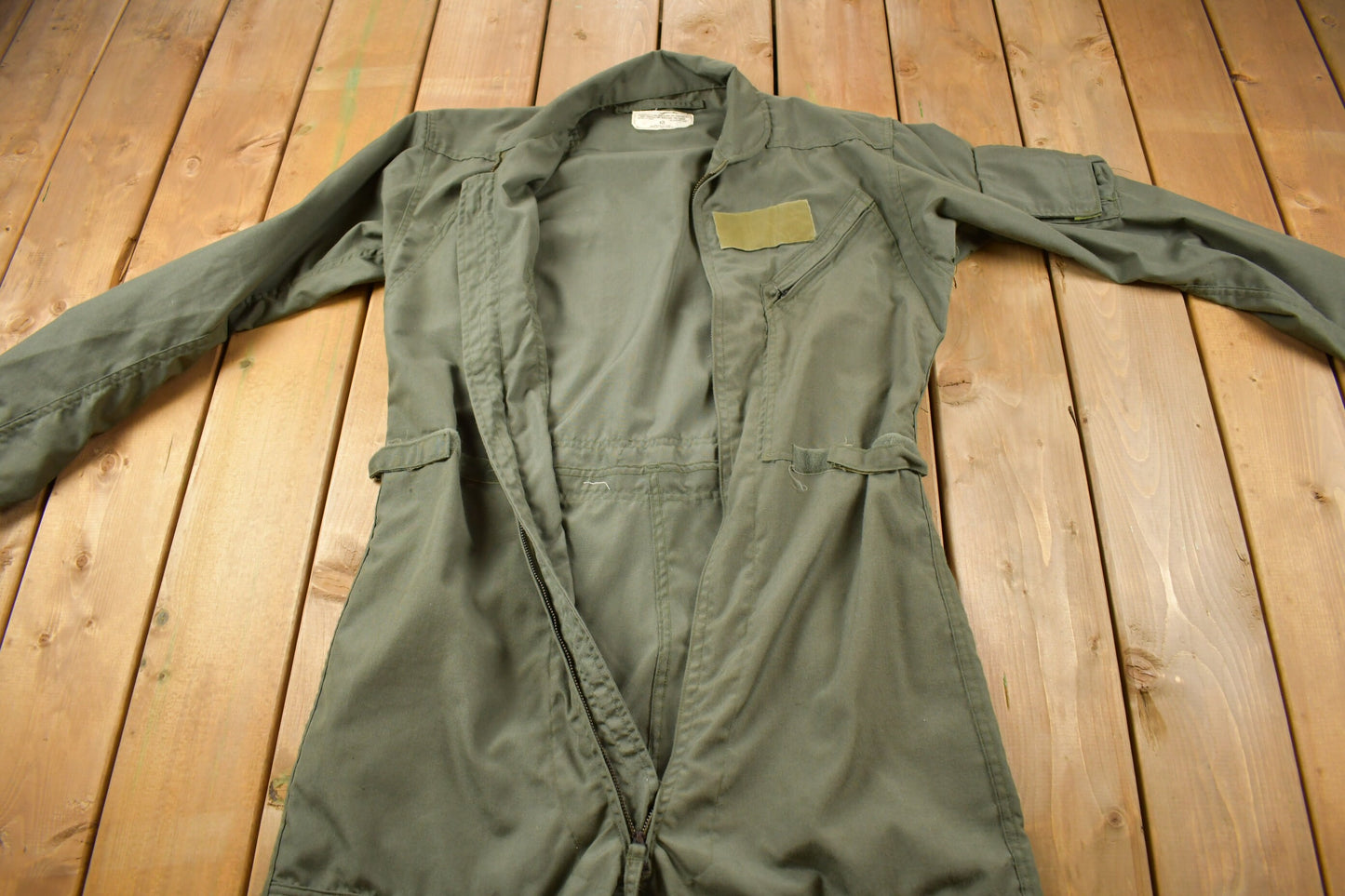 Vintage 1976 USAF Military Flyer Coverall Jumpsuit Size Large / Vintage Coveralls / Militaria / Distressed Coveralls / Sage Green / CWU-27P