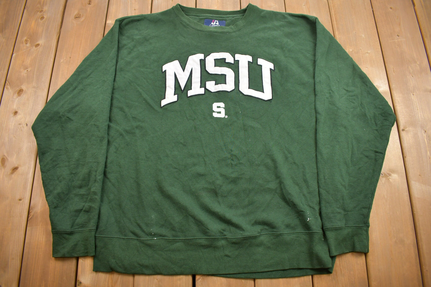 Vintage 1990s Michigan State University Collegiate Crewneck / Embroidered / NCAA Sweatshirt / Sportswear / Americana