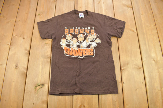 Vintage 1990s Cleveland Browns Dawgs NFL Graphic Youth Size T-Shirt / Made In USA / Single Stitch / NFL / Logo 7 / Sportswear