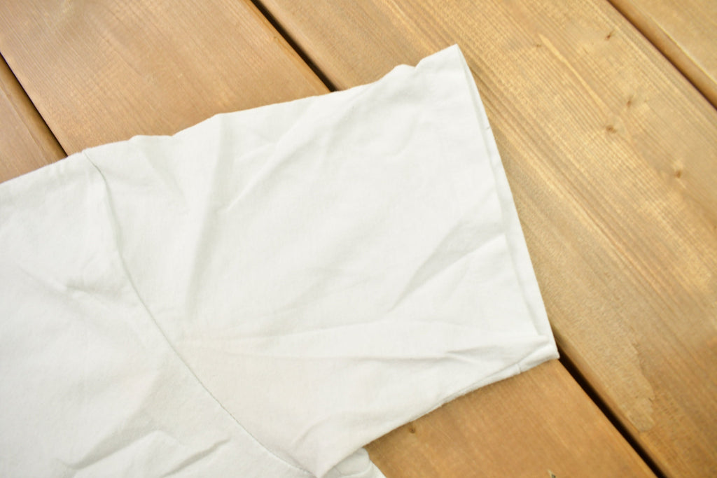 Vintage 1990s "Cats Are Natures Way Of Saying Your Furniture Is Too Nice" Graphic T-Shirt