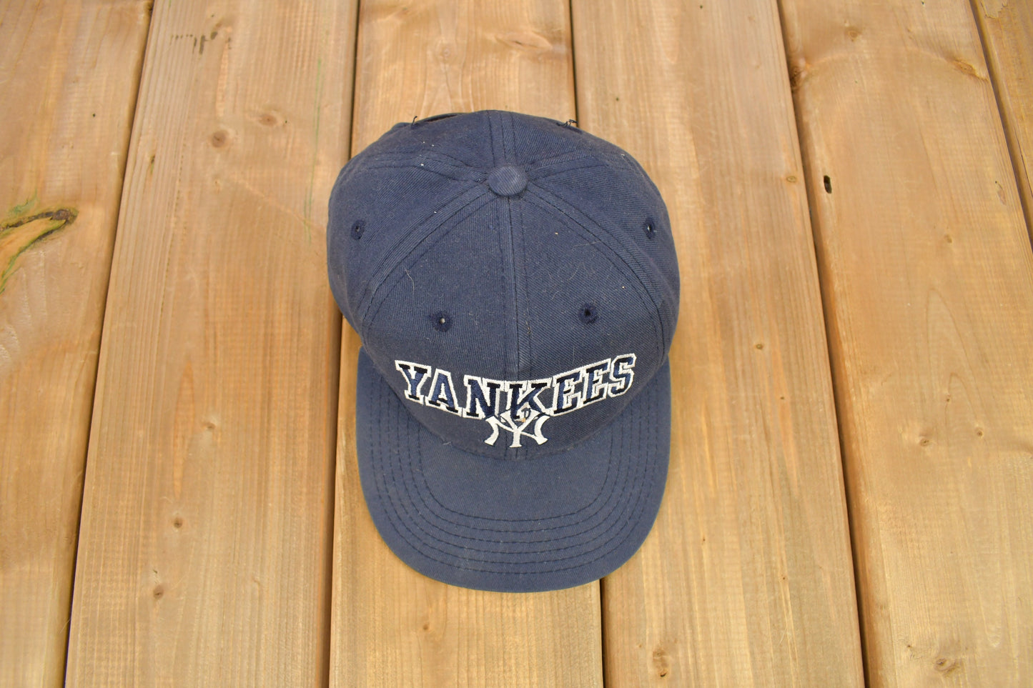 Vintage 1990s New York Yankees MLB Annco Snap Back Hat / OSFA / 90s Snap Back / Vintage Hat / Embroidered