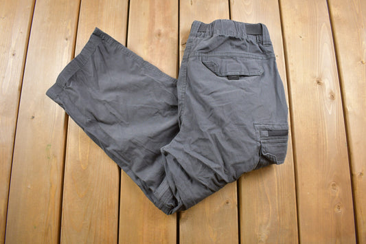 Vintage 1990s BC Clothing Lightweight Convertible Cargo Pants Size 32 x 26 / 90s Outdoorsman Pants / Vintage Workwear