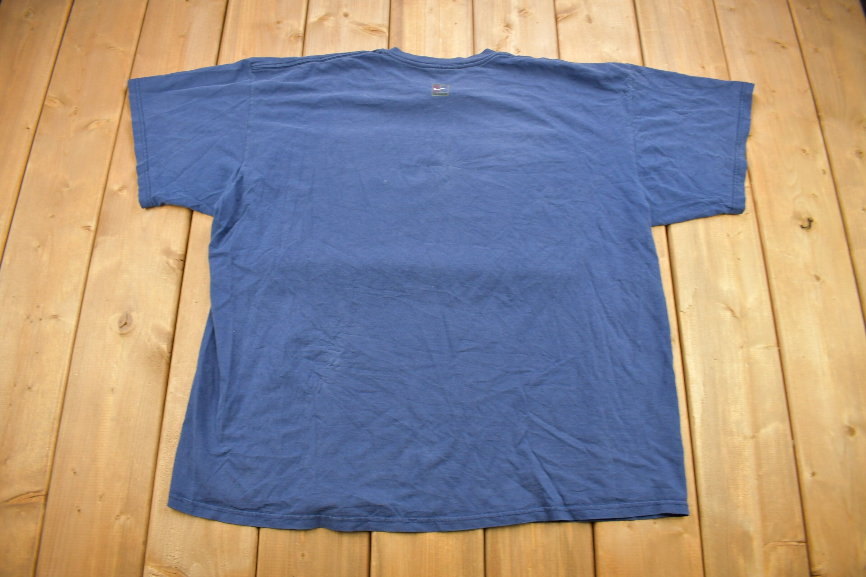 Vintage 1990s Nike Graphic T Shirt