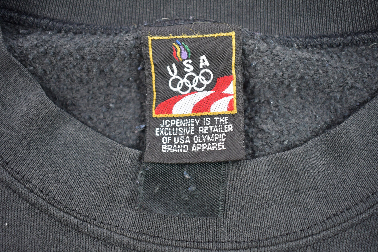 Vintage 1990s USA Olympics Embroidered Crewneck Sweatshirt / 90s Crewneck / Made In USA / Streetwear / Embroidered