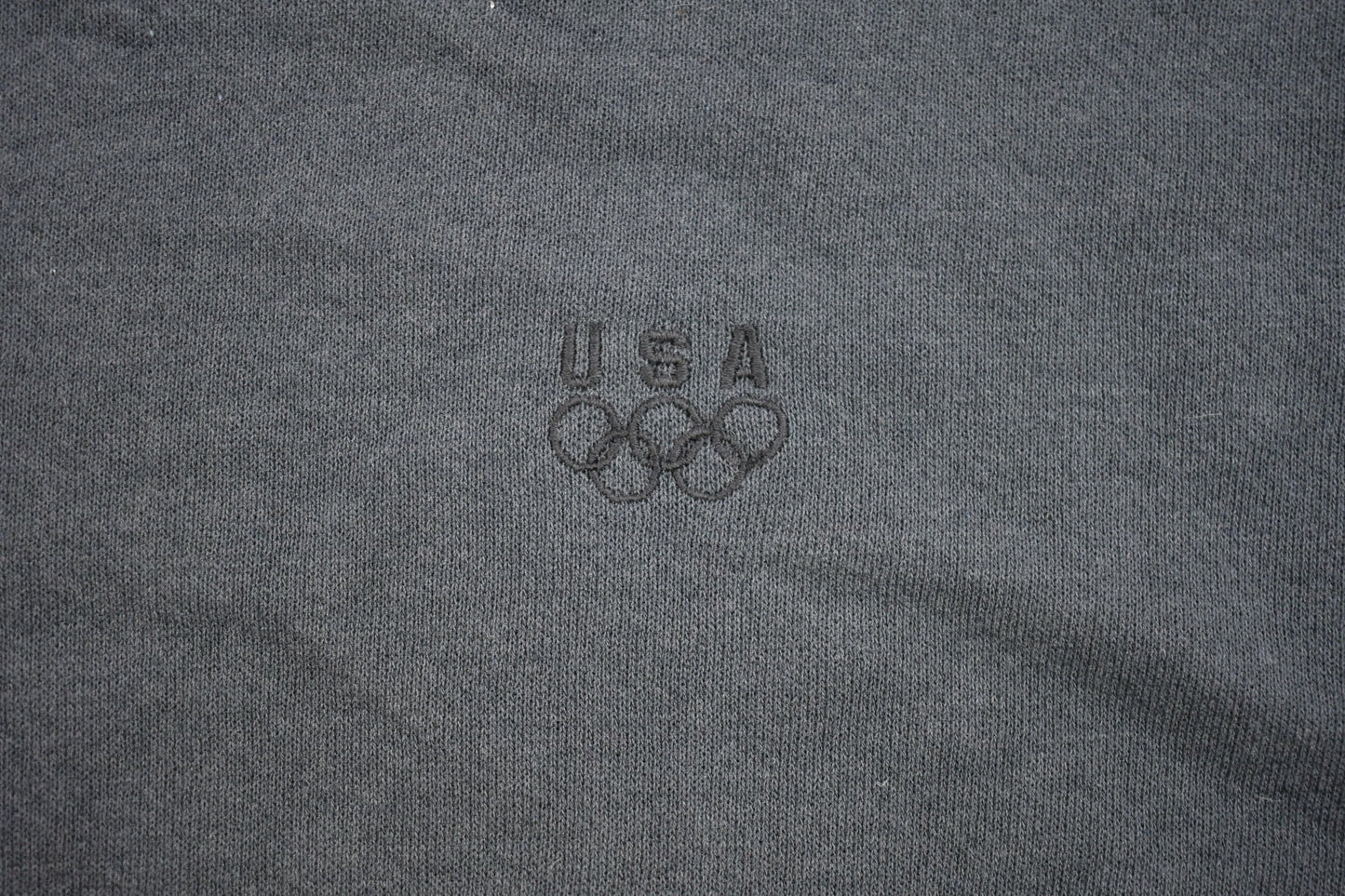 Vintage 1990s USA Olympics Embroidered Crewneck Sweatshirt / 90s Crewneck / Made In USA / Streetwear / Embroidered