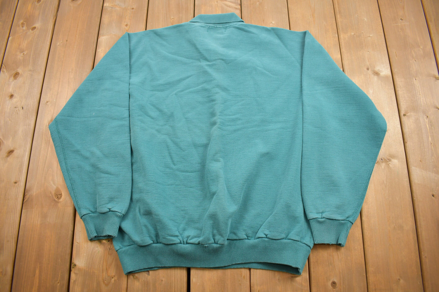 Vintage 1990s Blank Heavy Made in Canada Crewneck Sweatshirt / 90s Crewneck / Made In Canada / Essential / Streetwear / 90s Blank