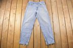 Vintage 1990s Levi's Red Tab Relaxed Fit Denim Jeans Size 31 x 29