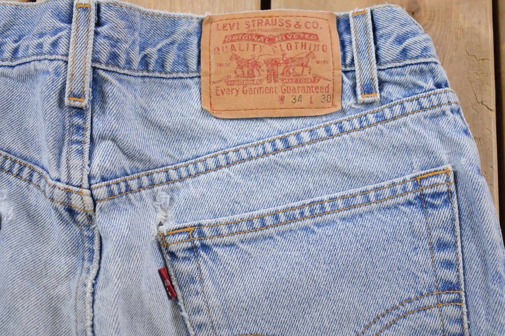 Vintage 1990s Levi's Red Tab Relaxed Fit Denim Jeans Size 31 x 29